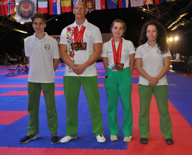 SZAC Karate SE versenyzi: Topolyai Mt - Pénzes Tamás - Szntai Luca - Duds va