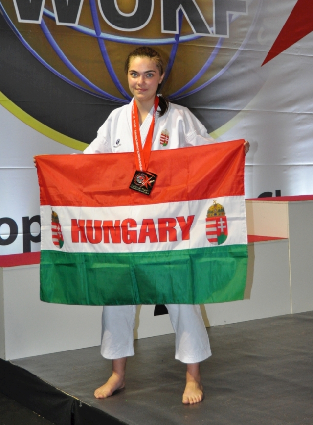 Szntai Luca - kata Eurpa-bajnoki ezstrmes s kumite -55 kg Eurpa-bajnoki bronzrmes