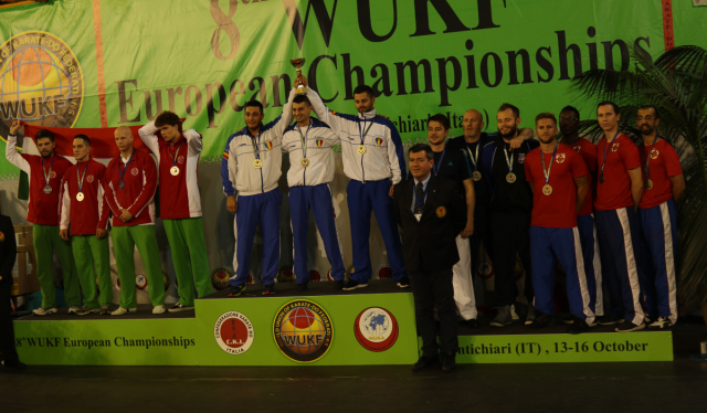 Pnzes Tams, Munkcsy Mt, Balla Zoltn s Vozr Ferenc sszellts kumite csapat