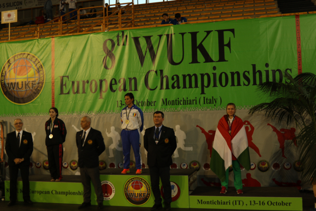 Radnti Bettina - Eurpa-bajnoki 3. helyezett - kata (felntt)
